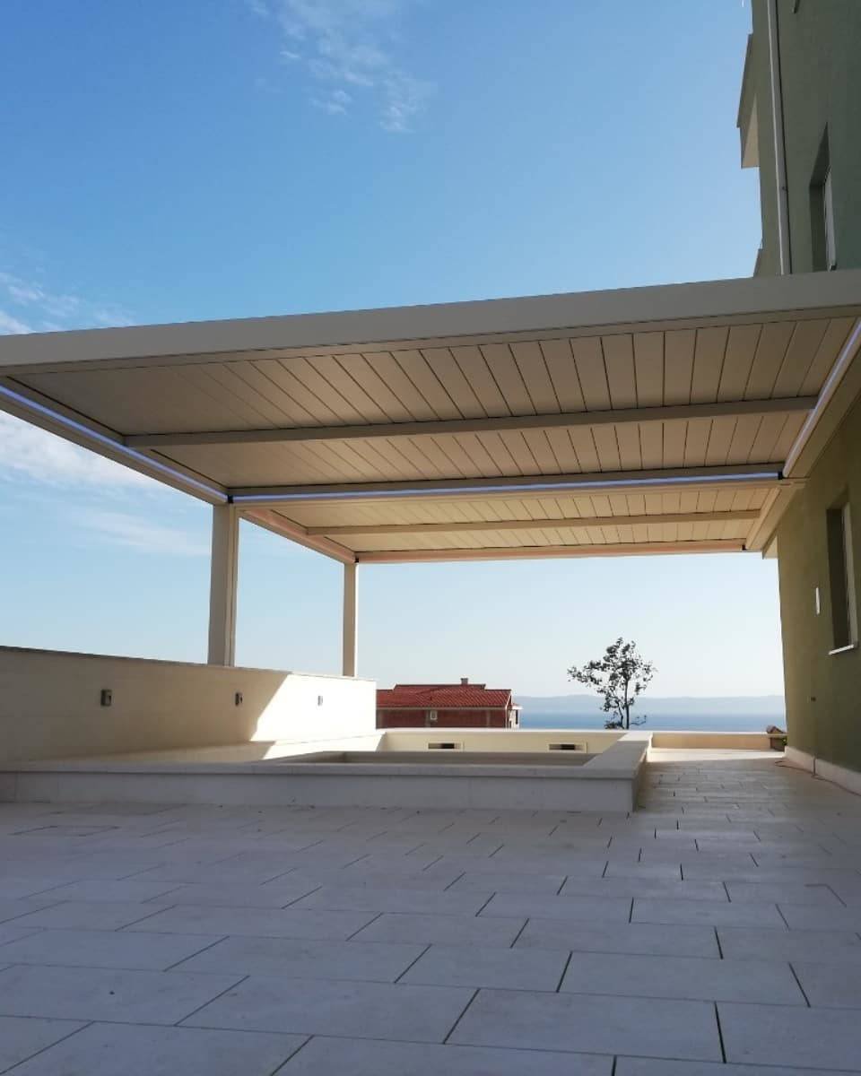 teras balkon bioklimatik pergola